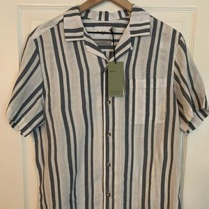 Slim Fit, Beach Style Men’s Shirt